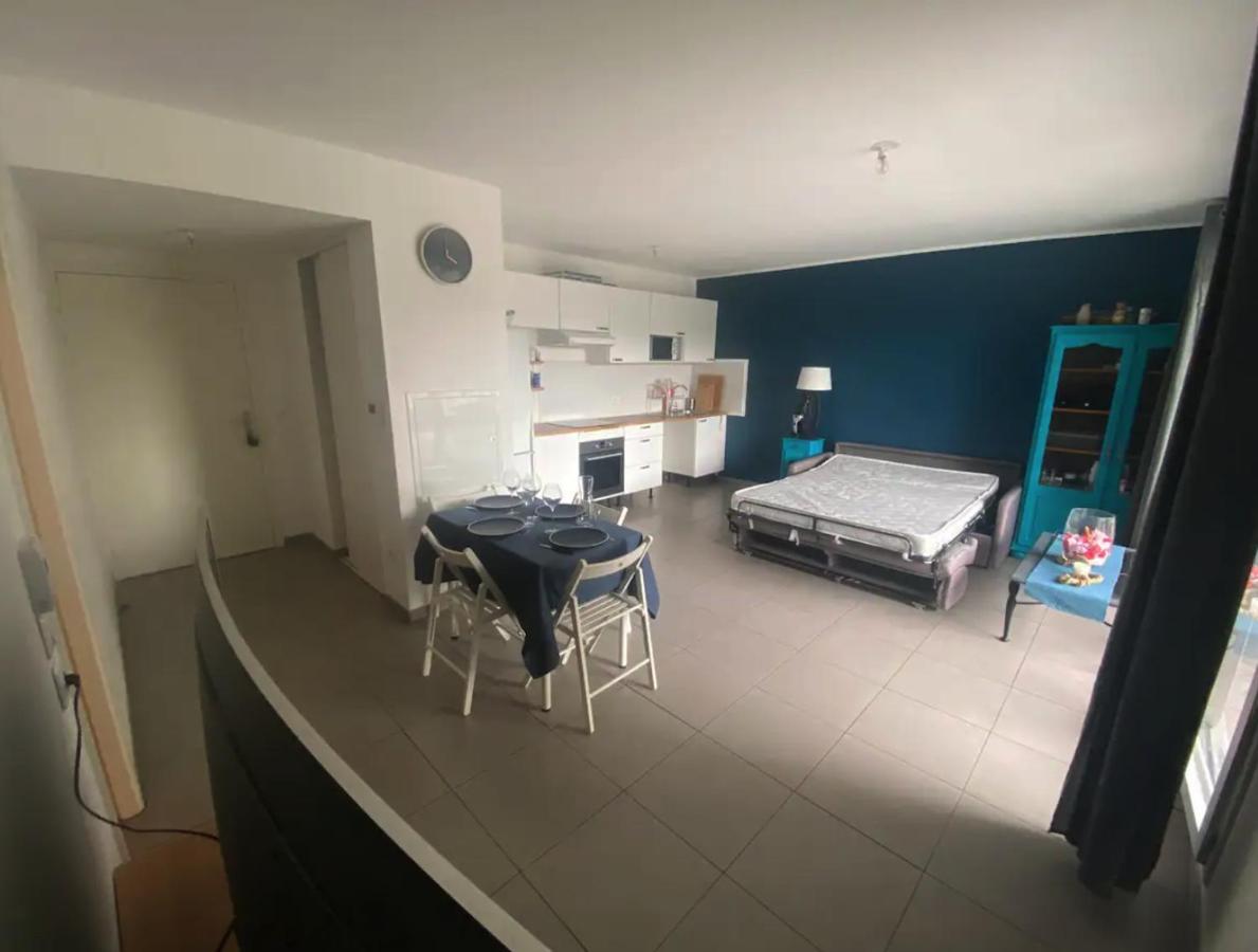 appartement spacieux avec grande terrasse Marseille Extérieur photo