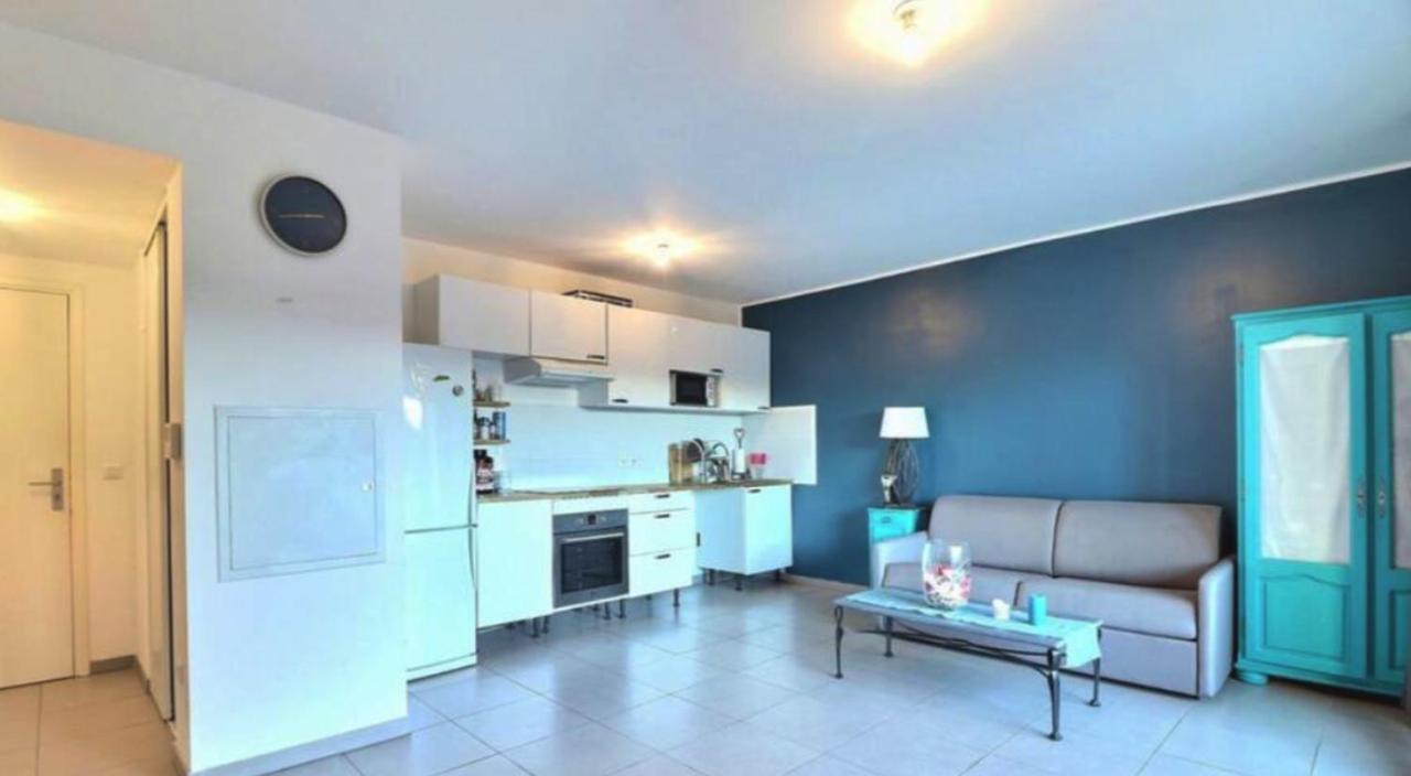 appartement spacieux avec grande terrasse Marseille Extérieur photo