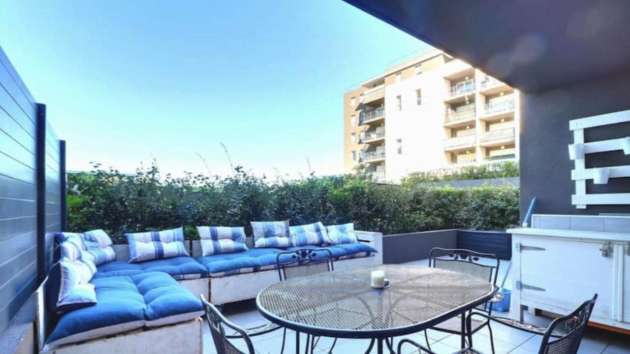 appartement spacieux avec grande terrasse Marseille Extérieur photo